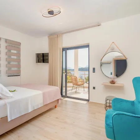 Luxury Agios Dimitrios With Private Pool By Dadovillas *